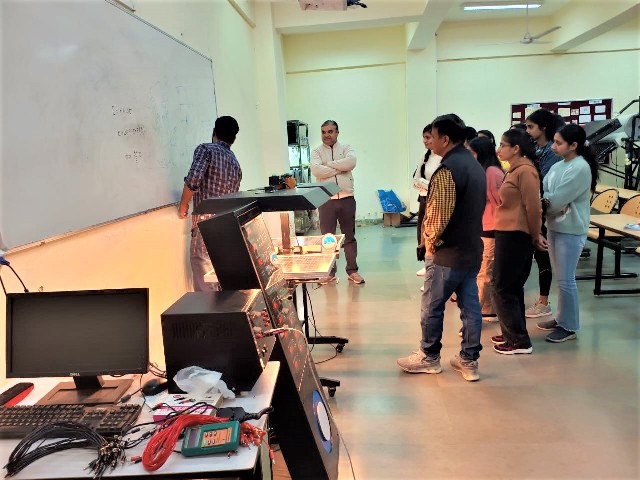 Ecosense installed Solar PV Training and Research System at SVDU, Jammu