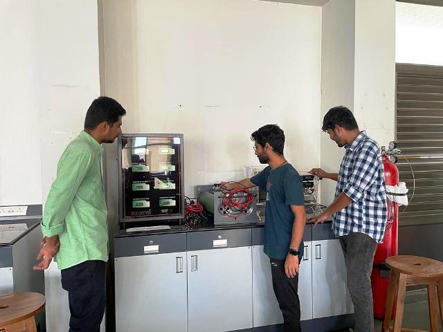 Ecosense installs a Fuel Cell Training System at PDEU